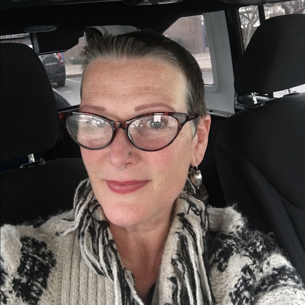 Meet your Posher, Kimberly